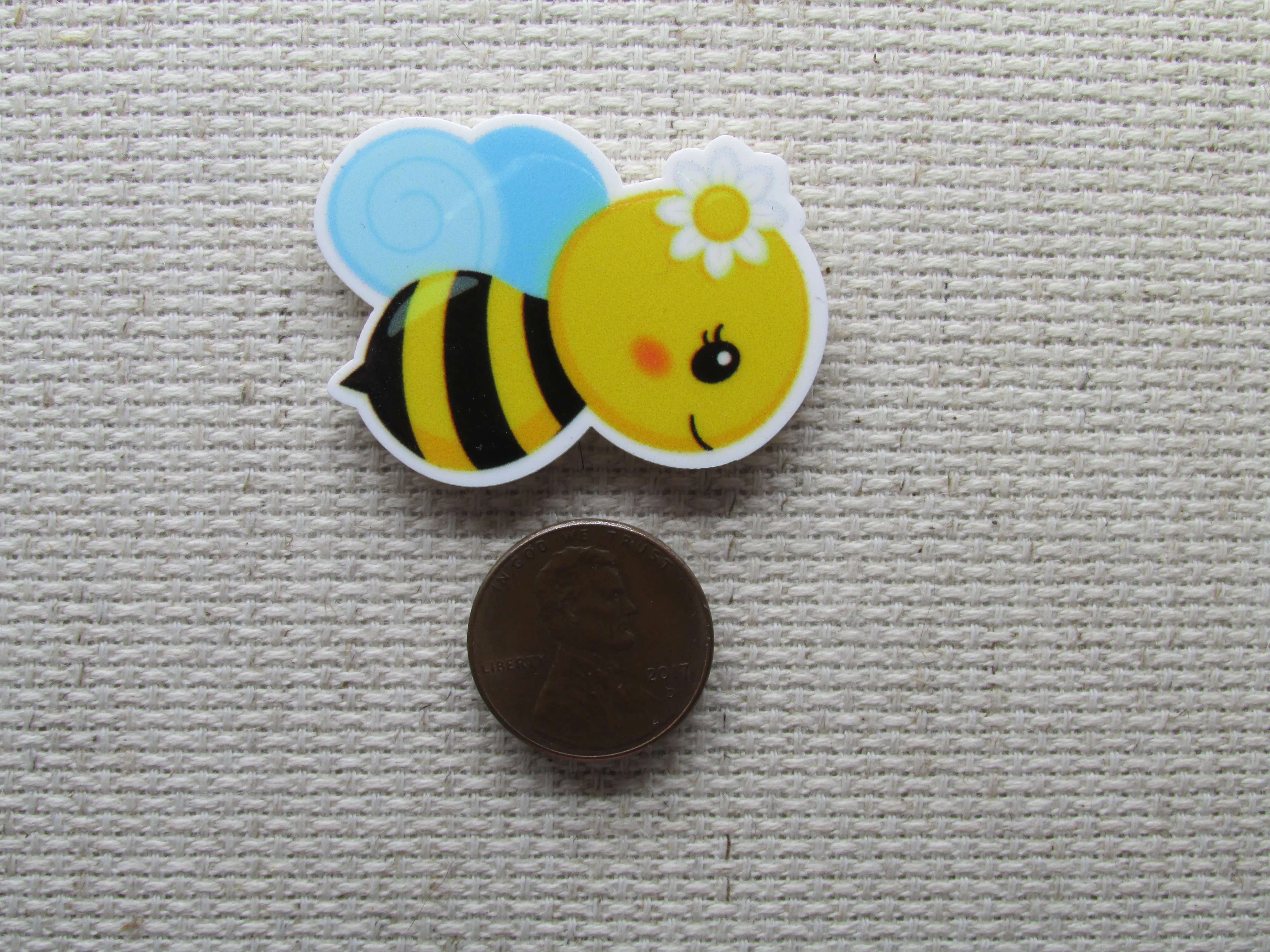 Happy Bee Needle Minder, Cover Minder, Magnet